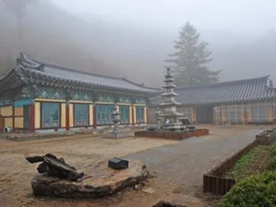 백련사